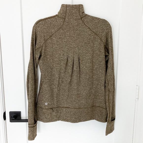 Lululemon Rush Hour Half-Zip Pullover in Heathered Olive Green - 8 - Picture 4 of 5